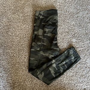 Dark Green Camo Athleta Leggings with Pockets